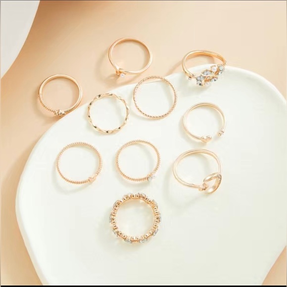 🌺 10pcs Round Ring Set in Gold and Blue - Picture 3 of 6